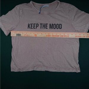 Zara Mauve 'Keep The Mood' Graphic Tee